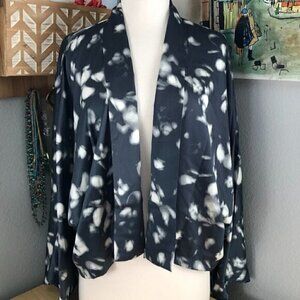 A New Day Cropped Kimono Cardigan Women's size One Size Black & Gray NWT's